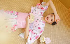 小清新治愈系美女和服写真桌面壁纸