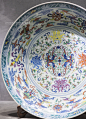 斗彩双凤八吉祥纹盘 清乾隆 南京博物院藏
Plate with Double and the Eight Treasures of Buddhisam Design in Contrasting Colours/1736-95/Nanjing Musuem