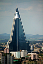 ryugyong-hotel-tower.jpg (1063×1600)