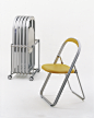 ORI | Toshiyuki KITA(ZH) : ORI为可折叠椅，当其折叠后会与椅子的铝外框紧密贴合成为一个平面。 每辆小车里可以收纳6张椅子，非常节省空间。