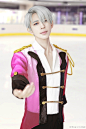 #YURI!!! on ICE# #冰上的尤里#  Victor Nikiforov cos ||维克托：PO主  摄影：@神子微操 后期：@脱线熊猫  ||————————————————————————||We were born to make history||  （既然血统无法改变那只能靠气质了 ​​​​