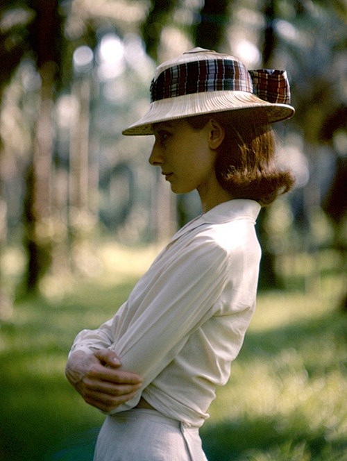 Audrey Hepburn by Le...