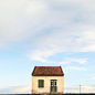 “孤独的房子” sejkko 搜寻于葡萄牙（instagram：sejkko）【相关推荐：O尖峰视界 】
