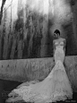 Inbal Dror复古婚纱