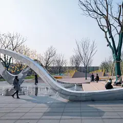 Lab D+H 实践 | 漫公园：一场地形感知之旅 Diffuse Park - A Topographic Sensation : 漫公园，是一座以丰富的地形调动人们感知的社区公园。漫公园的设计，是一次回归空间的设计实践，我们通过对地形的塑造，为身在其中的人们带来多感的体验乃至情感的交流。