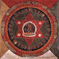 唐卡，来自藏文ཐང་ཀ་的音译，指用彩缎装裱后悬挂供奉的宗教卷轴画。唐卡题材广泛，有佛教内容的佛本尊像、护法神像、祖师像等，也有历史民俗题材，几乎包罗了西藏生活的所有内容，有“西藏的百科全书”之称。图为纽约以喜马拉雅艺术收藏闻名的鲁宾艺术博物馆馆藏清代唐卡。
