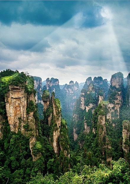 张家界，清爽的山间美景。