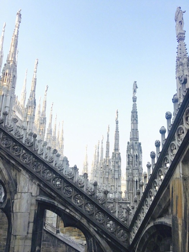 米兰大教堂，世上最大的哥特式建筑，全大理...