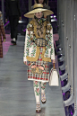 Gucci Fall 2017 Ready-to-Wear Fashion Show : See the complete Gucci Fall 2017 Ready-to-Wear collection.