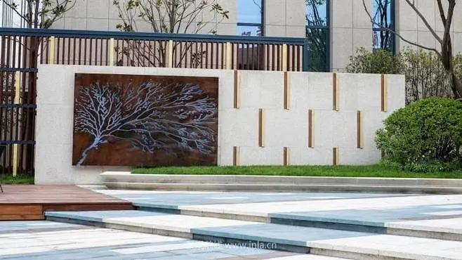 点击查看大图 [F]