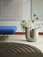 Kink Vase | A contemporary flower vase