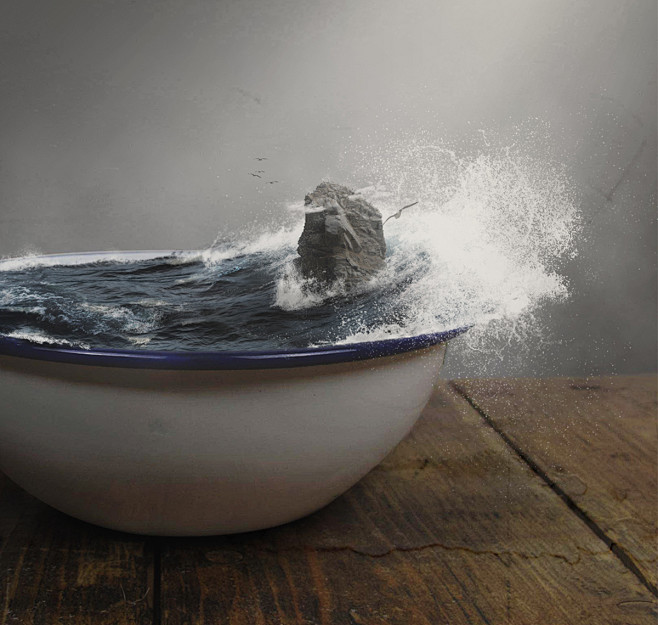 Listen to the sea : ...