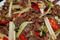 四川牛肉,主食,水平画幅,无人,椒类食物,膳食,背景分离,小吃,肉,调味品