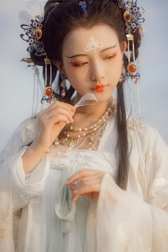 甩点点采集到美少女