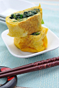 Japanese Food "Horenso Tamagoyaki", Spinach Egg Roll for Bento Lunch or Breakfast｜ほうれん草入り卵焼き