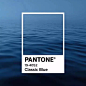 权威色彩机构“潘通”已经发布了2020的流行色——Classic Blue经典蓝，色号PANTONE 19-4052。