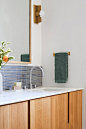 Earthy Mackay House - Midcentury - Bathroom - San Francisco - by Cathie Hong Interiors | Houzz