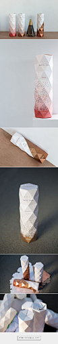 Castillo De Molina Origami packaging design by Non - http://www.packagingoftheworld.com/2017/01/castillo-de-molina-origami-packaging.html