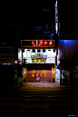 晚上 霓虹灯 建筑 店面 香港 城市