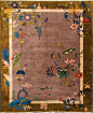 1920年代的美国设计师设计的中国地毯。受当时欧洲的Art Deco风格的影响，大胆的用色，加上中国的传统花纹图案，比如牡丹花、梅花、蔓藤、花瓶、屏风等等，形成独特的中国装饰艺术风格。地毯使用羊毛和真丝手工编织。