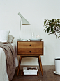 Kinfolk_Vol14_BedsideTable