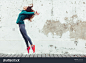 stock-photo-fitness-sport-girl-in-fashion-sportswear-dancing-hip-hop-in-the-street-outdoor-sports-urban-style-516937234