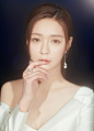 沈梦辰清新圣洁光影写真图片[9/10]_明星_美桌网