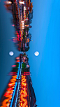 【今日中秋节】桨声灯影里的秦淮河，中国南京 (© zyxeos30/Getty Images)<br/>在中国古代，拜月与丰收紧密相连。因此，最接近秋分的满月变成了现在的中秋节。这个节日原本是为了庆祝丰收，以及祈求神灵保佑来年有个好收成，现在却变成了一种世俗的秋季娱乐，孩子们和大人们都在吃甜甜的月饼，点灯笼，并对他们所拥有的一切表示感谢。你看壁纸中那秦淮河两岸的绰绰灯影，与天上那一枚皎洁的皓月相映成景，无时无刻不在诉说着中秋的到来。<br/>2018-09-24<br/>