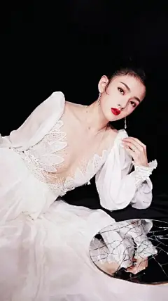 明星壁纸美图-宋祖儿756期-今日头条