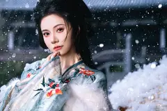 雪天自带的超绝氛围感❄️|宏村汉服旅拍 - 小红书