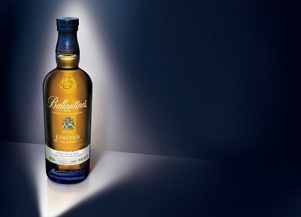 Ballantine's Whisky ...
