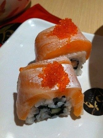 【三文鱼腩卷】肥美的三文鱼腩、爽口的蟹子...