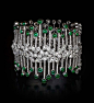 MINAWALA Festival of Emeralds collection bracelet in white gold with diamonds and emeralds.@北坤人素材