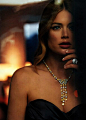 color-junkie:

Doutzen Kroes 
