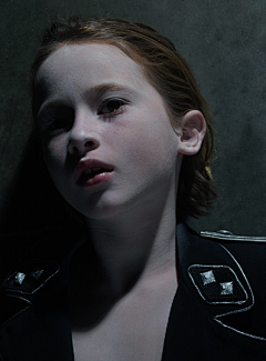 BEST丶JE采集到Gottfried Helnwein