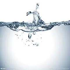 蓝色的水 蓝色 水滴 泼溅 水花 设计 清澈 透明 光线