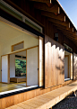 【韩国山林住宅】studio_GAON 设计，位于韩国忠清南道。传统的韩国建筑，简单，线性，遵循与自然的和谐，设计概念丰富。http://126.am/tIczj2