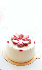 草莓水果鲜奶蛋糕，生日蛋糕