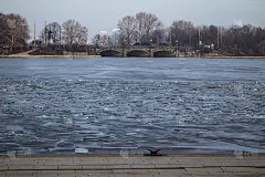 执事