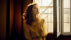 竖版https://huaban.com/pins/5782953969 4K窗边唯美女孩2