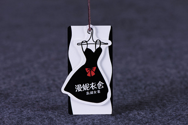 服装吊牌定做女装吊牌定制纸卡异形衣服标签...