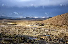 托马卡拉火山上空的乌云