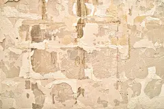 墙面破损，油漆剥落