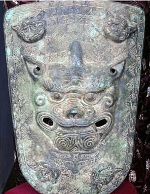 中国古代军队，从来没有拿铁皮的盾牌进行冲锋，难道是不起作用？_腾讯新闻