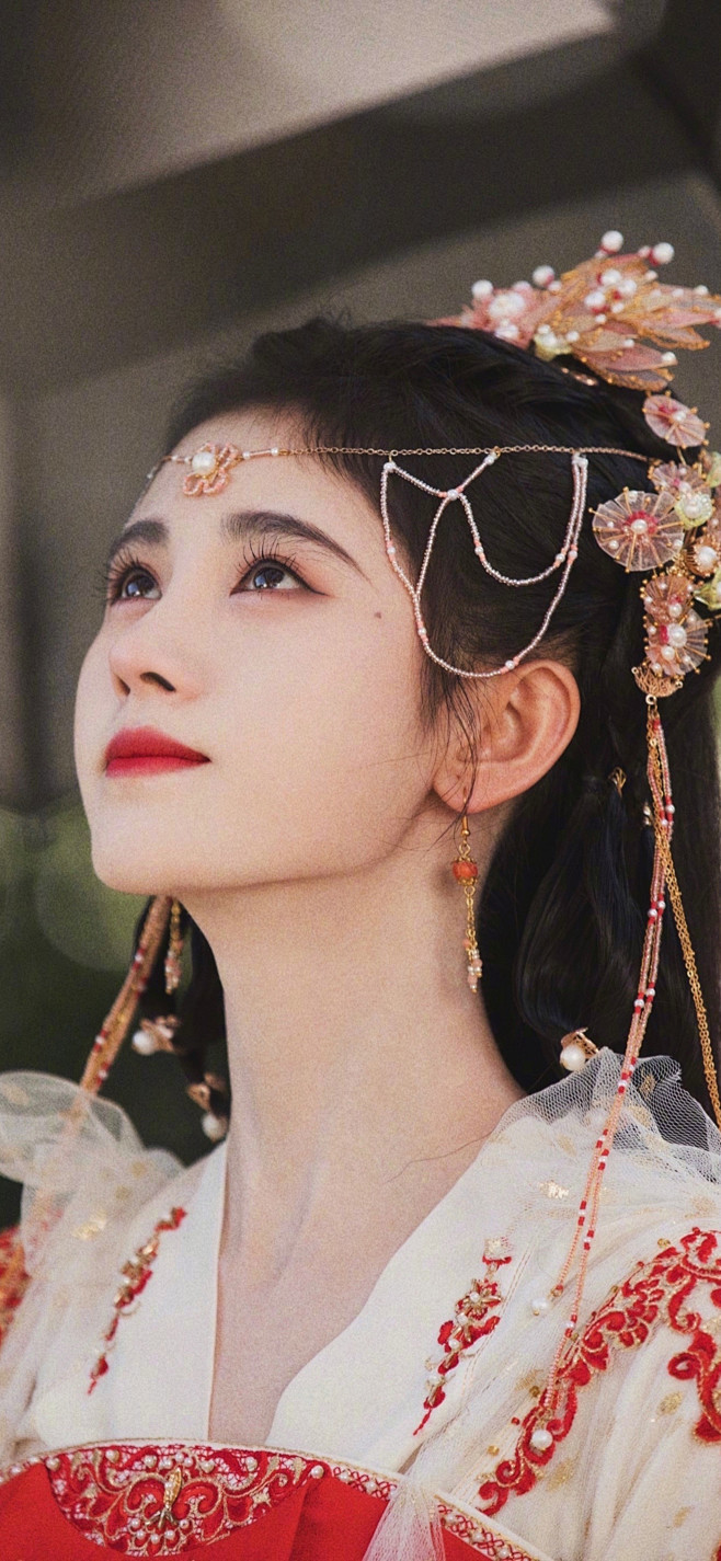 鞠婧祎