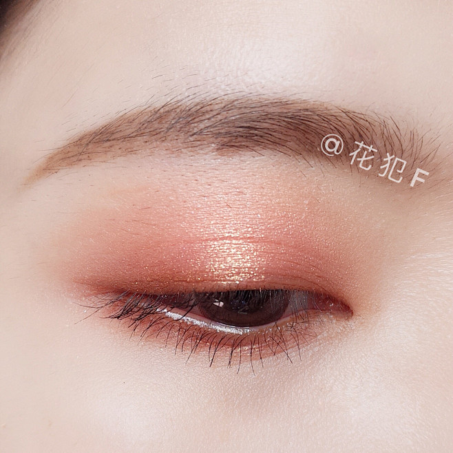 春天就要粉粉嫩嫩！玫瑰人鱼姬眼妆教程_哑...