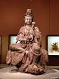 宋代彩绘木雕观音菩萨坐像，中国国家博物馆藏。 ​​​​