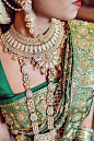 华丽丽的印度服饰  