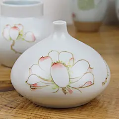 【雅集堂】 森系清新小花瓶 手绘陶瓷小花插花器 莲花牡丹山茶