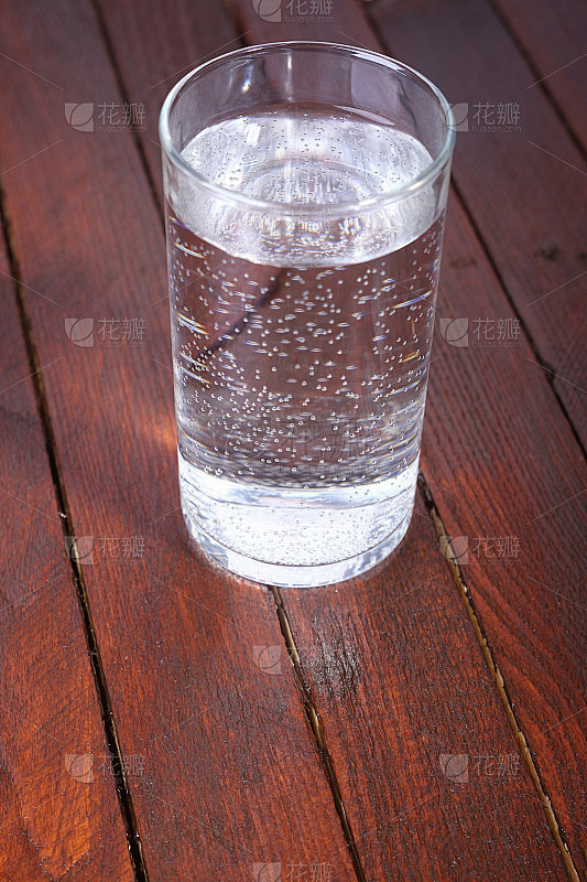 一杯水